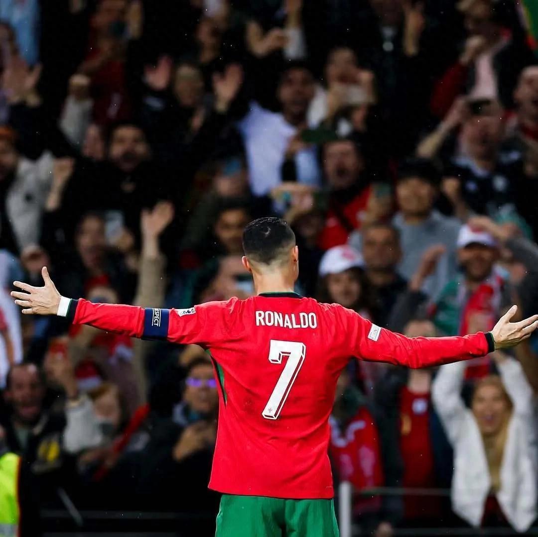 关于C罗重返赛场，大比分获胜首场状态出色，热火观众沸腾！热度持续攀升的信息-爱游戏主页